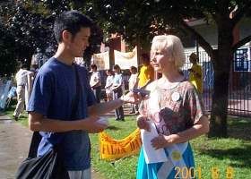 多伦多中领馆前举办“横跨加拿大,SOS!呼吁紧急援救中国受迫害法轮功学员”新闻发布会