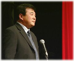 2005年纽约法会隆重召开,师父亲临讲法(图)