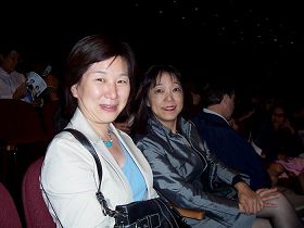 来自北京的袁女士认为节目演得很好,只有在海外才有这样的节目。