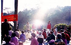 1995年12月24日,庆祝广州法轮功辅导站成立