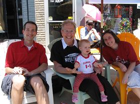 剑桥市居民雪莉(Shirley)一家