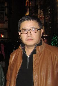 '来自北京的程先生赞神韵演出绝对是世界一流的水平,达到了天人合一的水平。'