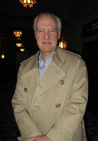 '密苏里体育俱乐部首席财务官莱瑞·阿比什尔(Larry Absheer)'