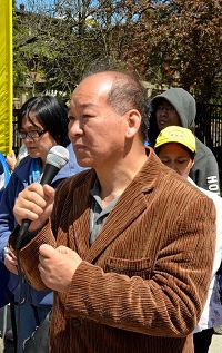 法轮功学员林鸣立曾屡遭中共绑架、洗脑、判刑,受过很多非人的折磨。