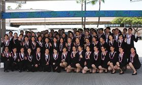 二零一二年五月七日,美国神韵纽约艺术团返美,抵达夏威夷首府檀香山国际机场。