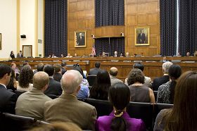 美国国会众议院外交委员会在国会山举行“调查中国的威胁,第二部份:侵犯人权、酷刑、失踪”听证会
