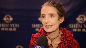 '好莱坞传奇人物、奥斯卡童星玛格丽特•奥布赖恩(Margaret O'Brien) 正在接受采访。'