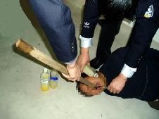 酷刑演示: