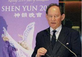 '欧洲议会副主席爱德华·麦克米兰-史考特先生发表声明,谴责中共使馆的卑劣行径'