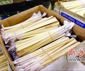 图表四、用纸把筷子头一包,就是在北京各小饭馆摊位上的一次性“卫生筷”。