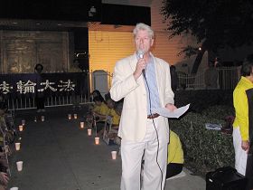 图3:反强摘器官医生协会美西发言人丹纳‧邱吉尔医生
