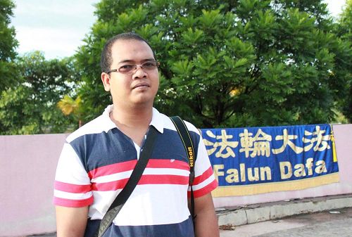 '摄影师莫哈默·法利兹先生(Mohd Fariz)'