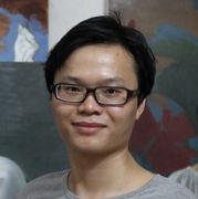 黄广宇于2010年毕业于广州美术学院油画系,是中国后现代研究所硕博连读生。