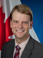 图2:加拿大公民及移民部部长亚历山大(Chris