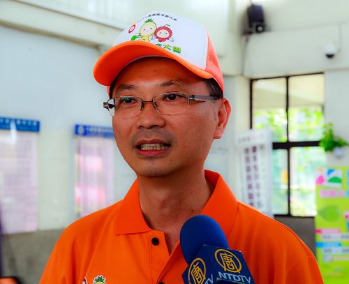 高雄大树区区长黄传殷表示:“感谢法轮功——修‘真善忍’的团体的共襄盛举,让大树区未来更祥和、更美丽。”
