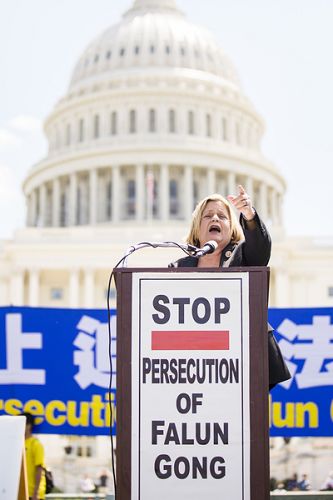 佛罗里达州国会众议员伊丽娜•萝斯-莱赫蒂宁(Ileana