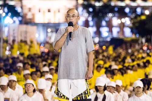 图7:袁红冰教授指责中共暴政是人类历史上前所未有的贪官污吏集团。