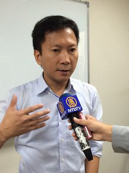 李庆锋议员表示,法轮功学员所遭受的迫害,是不可以一笔勾销的,一定要追诉到底。