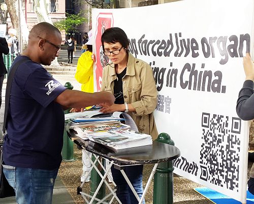 图:麻醉师尼希米先生表示要把真相带回到他所在的医院