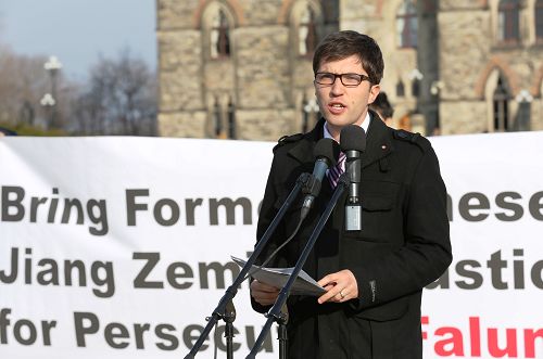 图6:国会议员詹尼斯(Garnett Genuis)