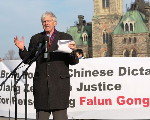 图10:加拿大前亚太司司长乔高(David Kilgour)先生