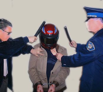 中共酷刑示意图:殴打头部