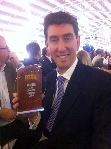 二零一四年,马克.哈奇森的公司获得全澳年度最佳展厅奖