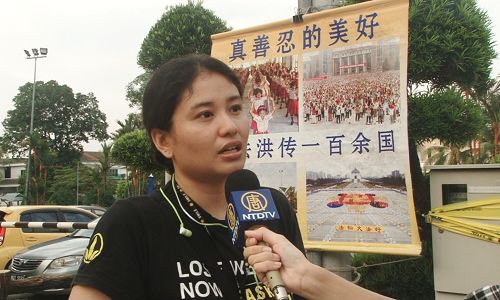 图12:玛拉工艺大学兼读生Kamaliah十分认同控告江泽民的做法,因为无论是任何人做了坏事都应该受到惩罚。