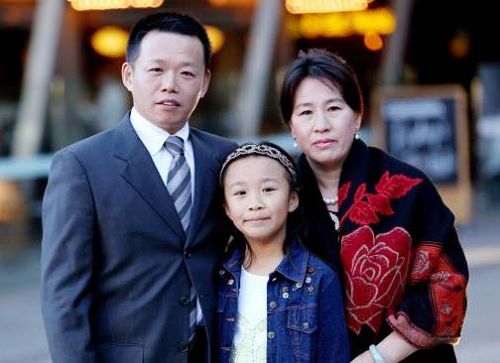 图:澳洲居民于先生和家人要求把江泽民绳之以法
