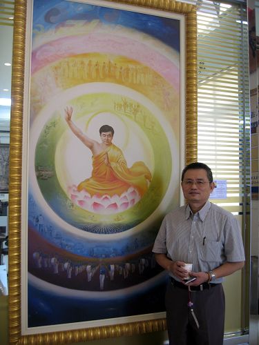 图4:金墩米董事长沈永志相信美展能净化世界、净化人心。
