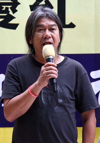 图3:立法会议员梁国雄谴责中共才是最大的邪教。