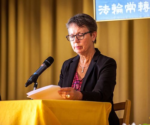 '图2-3:学员发言'