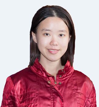 '图1:怡玲满怀感恩的说:“感谢师父,让我透过修炼,安然度过了学习的难关,明白在生活中实践“真、善、忍”的重要,感谢师父!”'