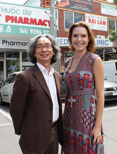 图6:玛丽斌浓市议会(Maribyrnong City Council)议员卡特(Sarah Carter)女士和越南社区领袖邓博士(Dr Kieu Tien Dung)。