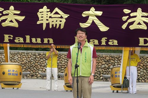 图7:台中市议员王立任认为法轮功强调真善忍,是带动世界发展的力量。