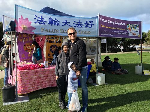 当地居民萨姆(Sam)非常希望法轮功学员能在龙恩当地举办法轮功教功班。