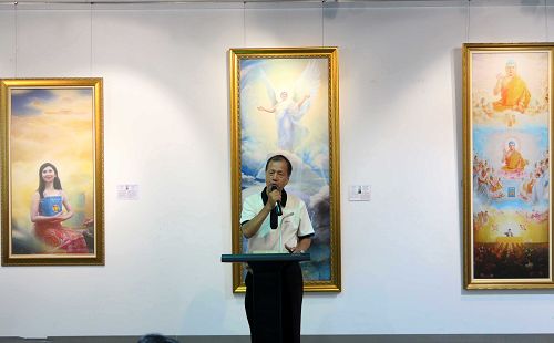 中部美术协会理事长倪朝龙表示:“美展展现学员修炼的身心灵提升,对人的精神生活有很好的影响,是场很好的视觉艺术的飨宴。”