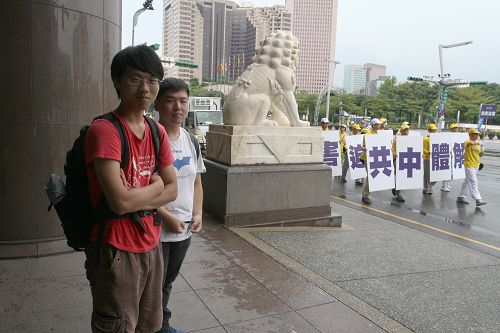 图14:王成錤敬佩法轮功学员不畏强权迫害坚持信仰,他希望尽早结束迫害,还给法轮功学员合法的修炼环境。