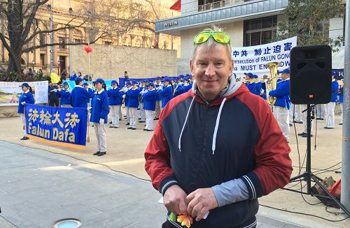 图14:艾利斯(Tim Ellis)先生是