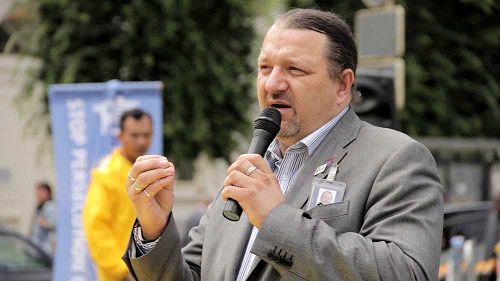 斯洛伐克议员斯克里派克(Branislav Škripek)在集会上发言说:“(活摘器官)是不可接受的。我认为,我们必须制止这一切。”