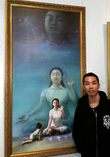 图4:泰国裔年轻人从刚开始对法轮功完全不了解,到对法轮佛法修炼产生敬佩。