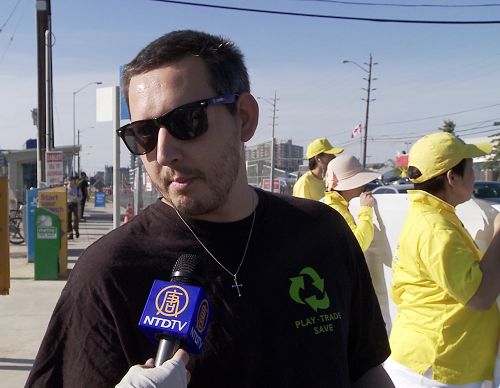 列治文山市民 Steven说:“这是群体灭绝,从活人身上摘取器官,我简直不敢想象。