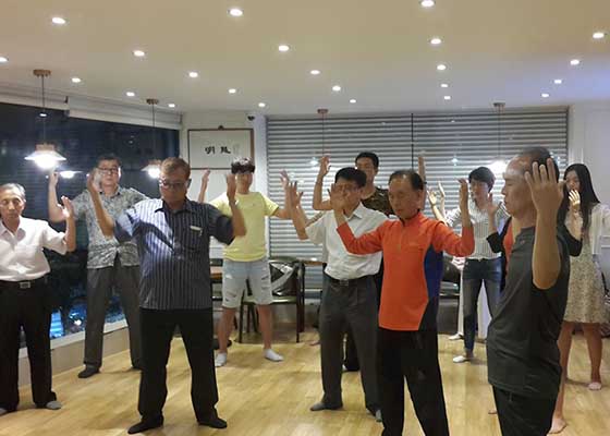 参加九天班 体验法轮功的神奇