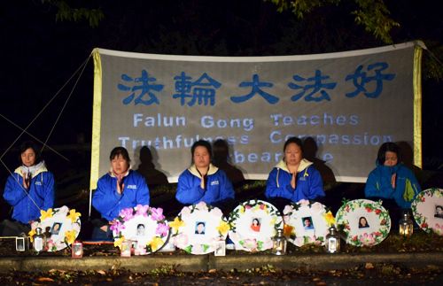'澳洲首都堪培拉法轮功学员在中使馆前静坐,纪念四二五和平上访'