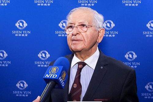 '图5:著名医学教授西蒙·西蒙尼安(Simon Simonian)'