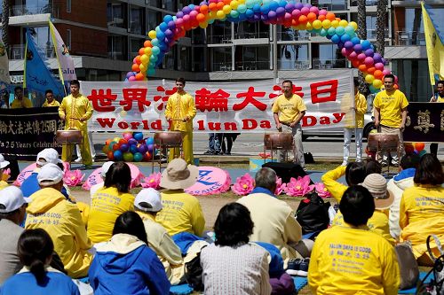 '图6:唐鼓表演'