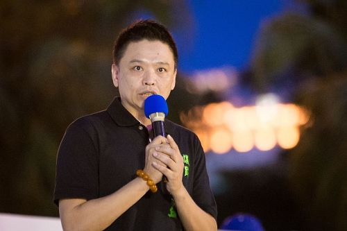 '图6:台北市议员洪健益希望社会大众和民意机关共同谴责、制止迫害。'