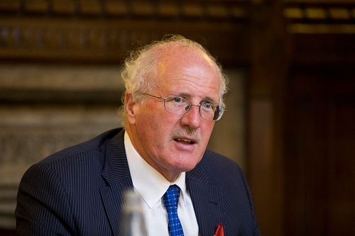 '图2:国会议员吉姆·香农(Jim Shannon MP)'