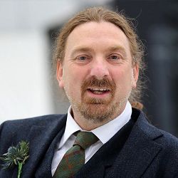 '图4:国会议员克里斯·罗(Chris Law MP)'