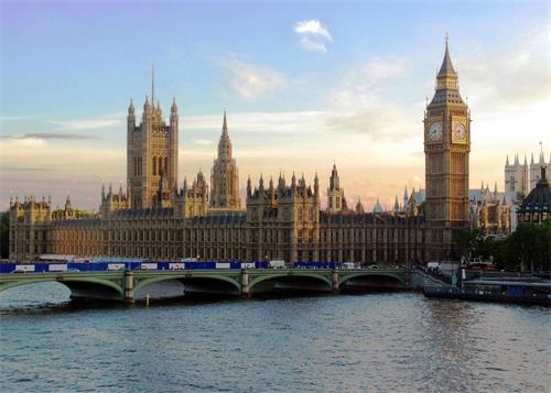 英国议会大厦(网络图片)